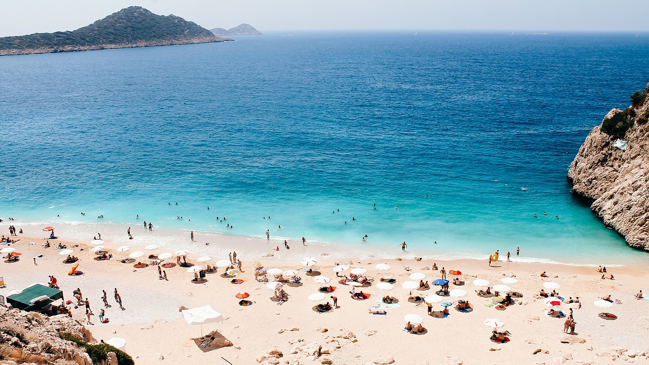 Why should we choose Antalya for dental treatment? Why should we choose Antalya for dental treatment?